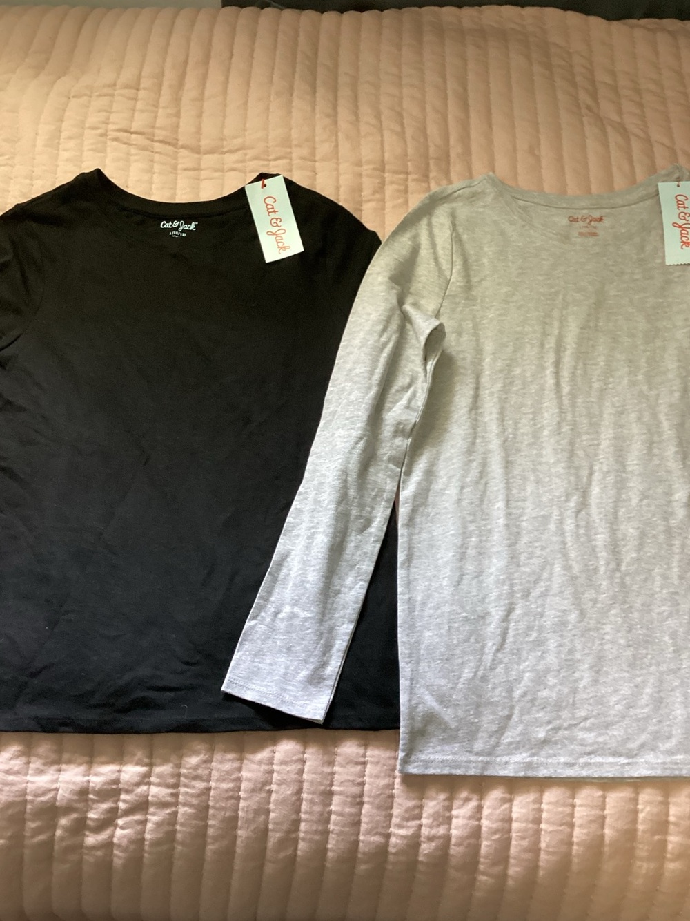 Cat & Jack Long Sleeve and short sleeve Tee in Black & Light Gray size L. NWT